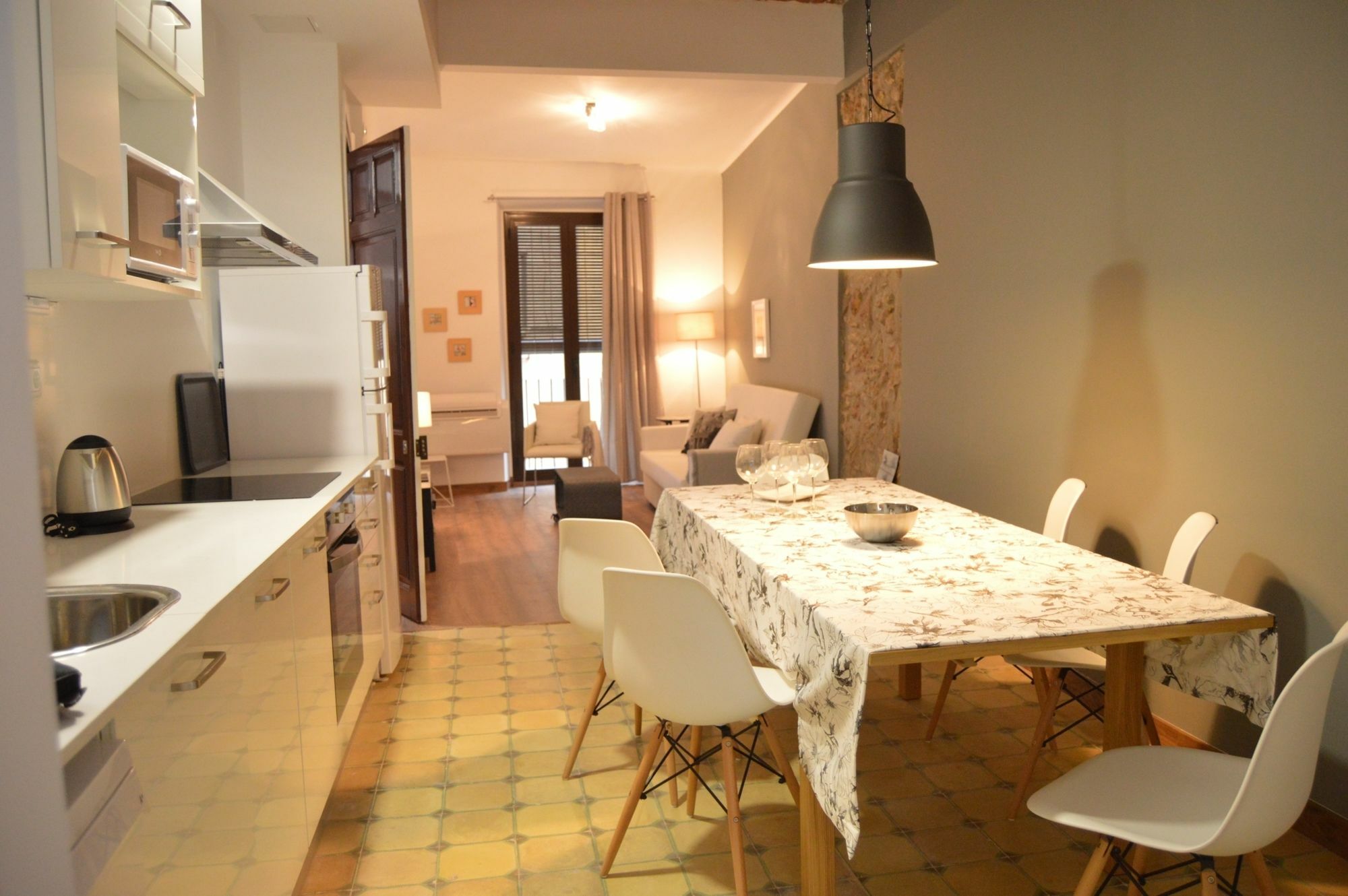 Tarragona Suites Mediona Eksteriør billede