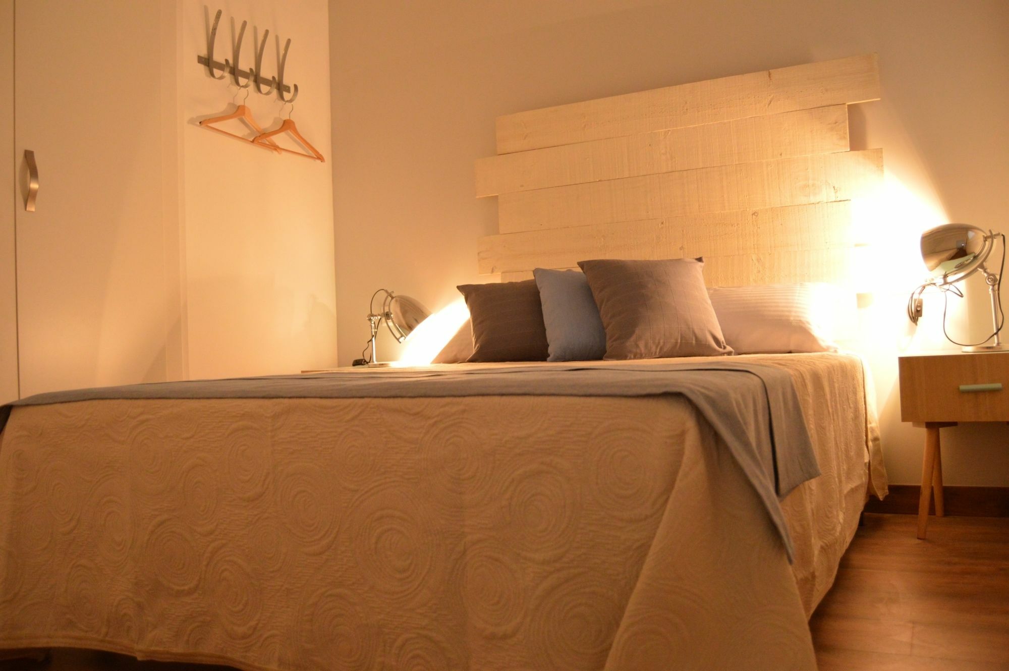 Tarragona Suites Mediona Eksteriør billede