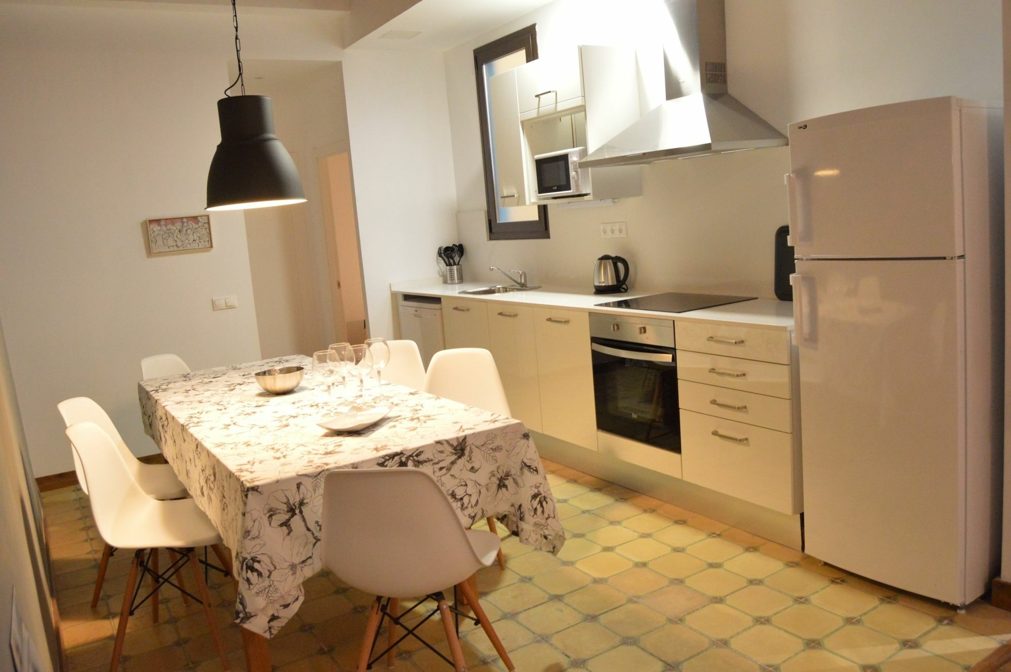 Tarragona Suites Mediona Eksteriør billede