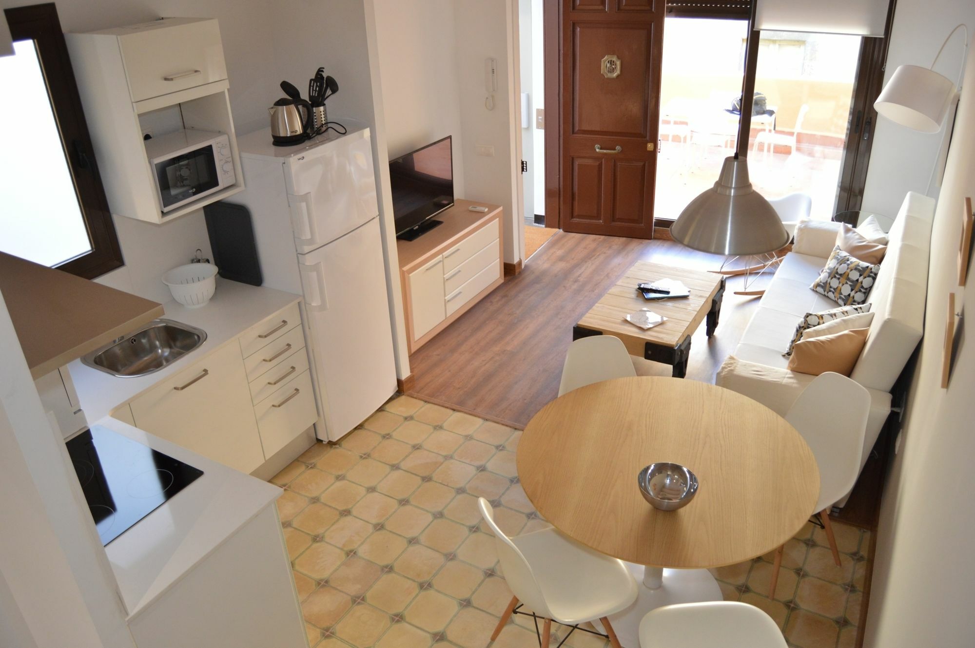 Tarragona Suites Mediona Eksteriør billede